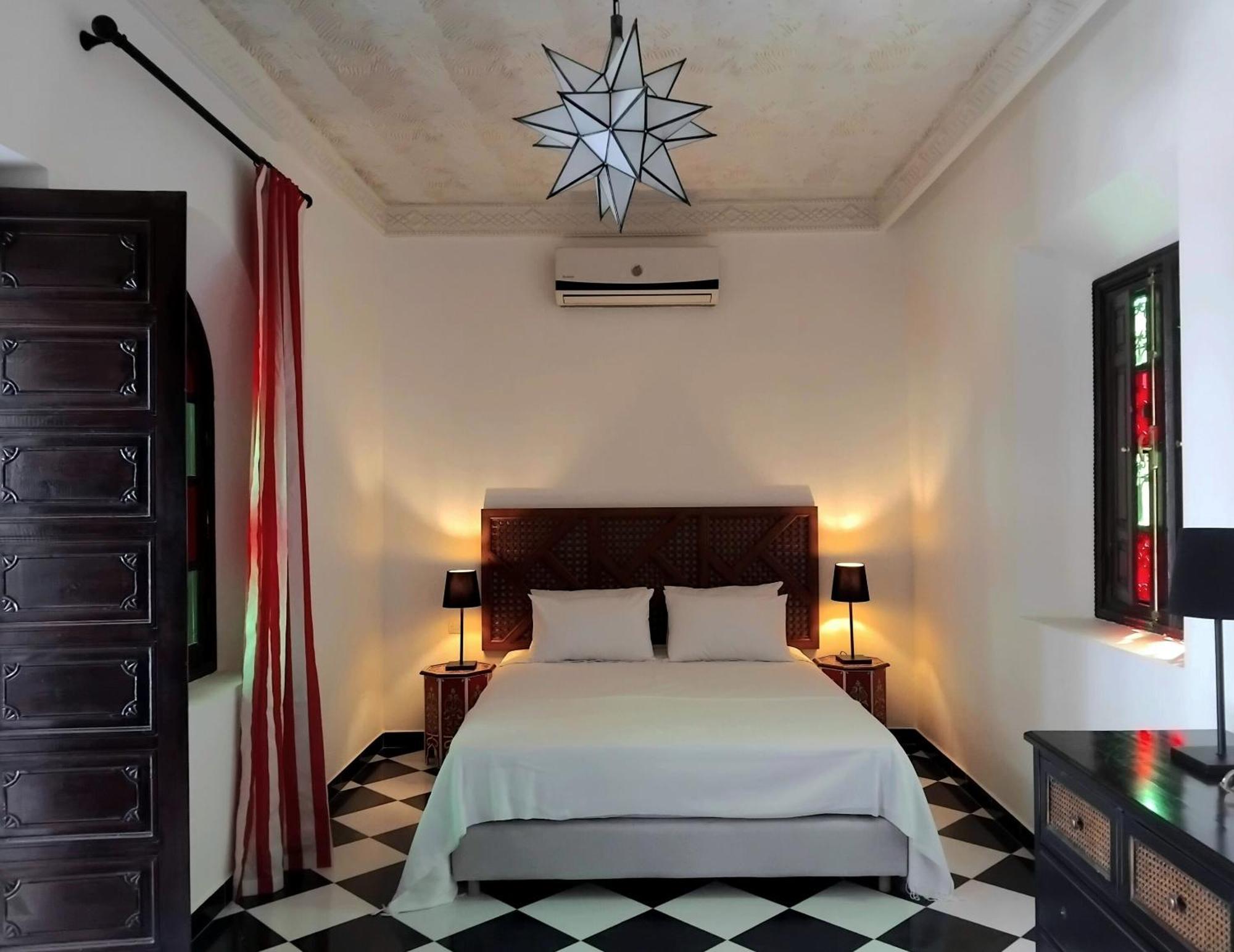 Riad Yakimour Марракеш Номер фото